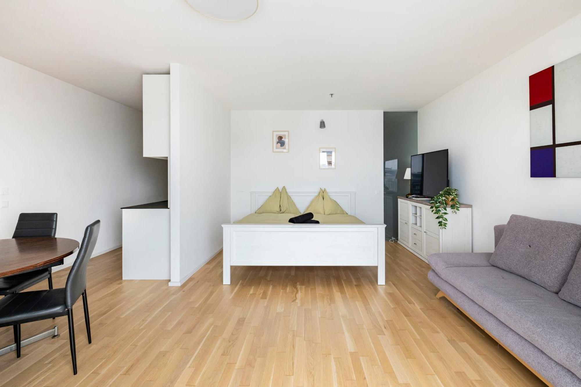 Central Station Loft - Amazing View In City Center - Jupihome Apartament